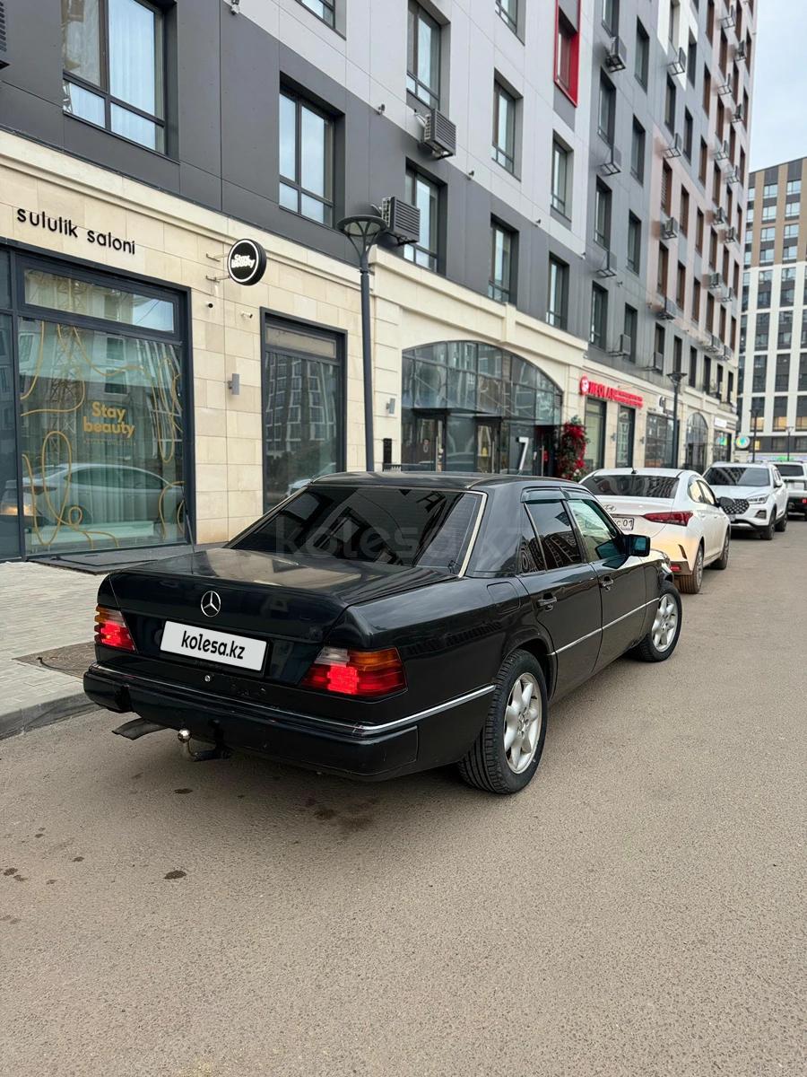 Mercedes-Benz E 300 1991 г.