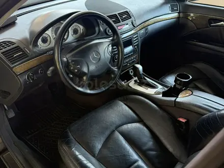 Mercedes-Benz E 500 2002 года за 5 800 000 тг. в Алматы – фото 19