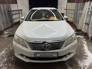 Toyota Camry, 2012