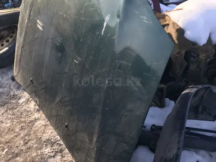 Капот на toyota avensis t22 за 50 000 тг. в Шымкент – фото 2