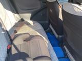 Toyota Yaris 2001 годаүшін2 500 000 тг. в Семей – фото 4