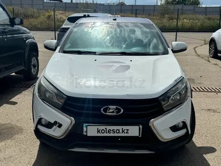 ВАЗ (Lada) Vesta Cross 2021 года за 3 828 000 тг. в Астана – фото 2