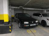 Volkswagen Golf 1994 года за 1 495 000 тг. в Караганда