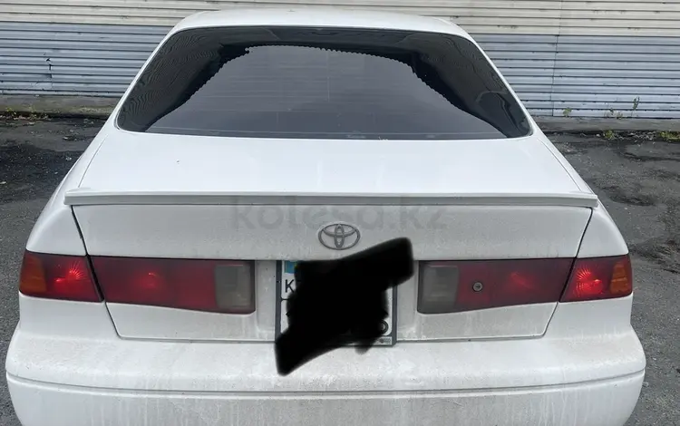 Toyota Camry 2000 годаүшін3 650 000 тг. в Семей