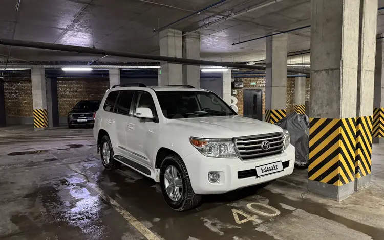 Toyota Land Cruiser 2012 годаfor25 500 000 тг. в Астана