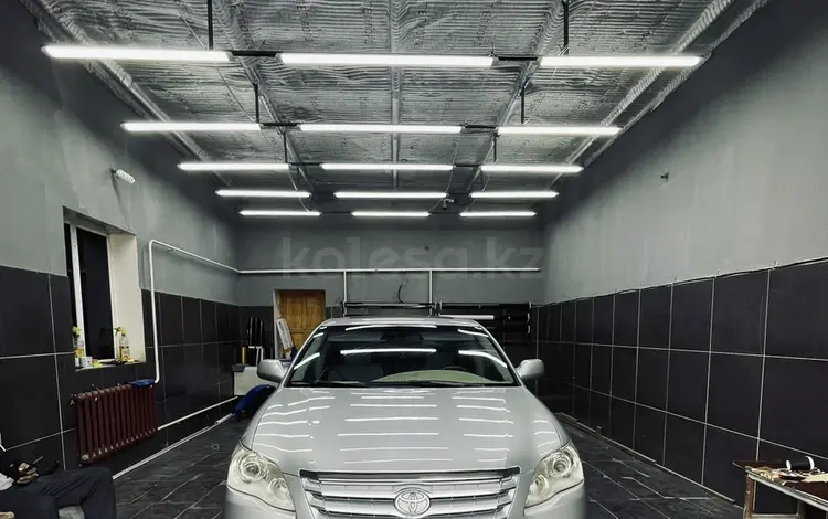 Toyota Avalon 2006 годаfor6 800 000 тг. в Жанаозен