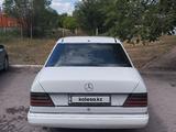 Mercedes-Benz E 230 1990 годаүшін800 000 тг. в Темиртау – фото 3