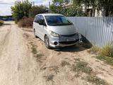 Toyota Estima 2005 года за 2 500 000 тг. в Уральск – фото 2