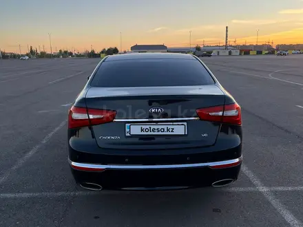 Kia Cadenza 2014 года за 9 500 000 тг. в Костанай – фото 2