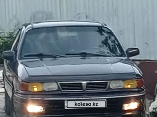 Mitsubishi Galant