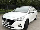 Hyundai Accent 2023 годаүшін8 700 000 тг. в Алматы – фото 2