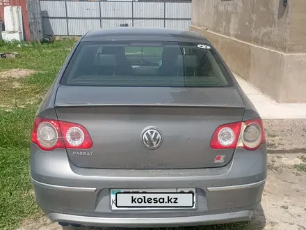 Volkswagen Passat 2006 года за 3 500 000 тг. в Алматы – фото 16