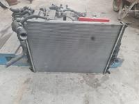 Радиатор охлаждения радиатора основной на бмв е90 bmw e90 за 60 000 тг. в Алматы