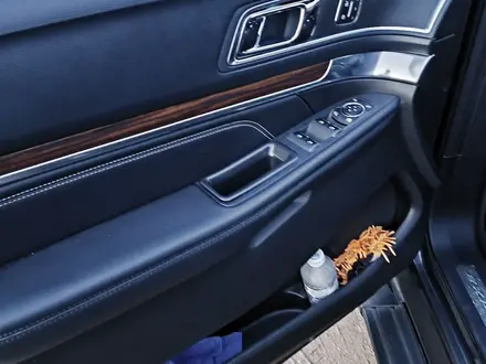Ford Explorer 2015 года за 14 000 000 тг. в Алматы – фото 7