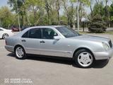 Mercedes-Benz E 230 1996 года за 2 850 000 тг. в Тараз – фото 4