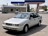 Volkswagen Passat 1994 года за 4 000 000 тг. в Шымкент – фото 2