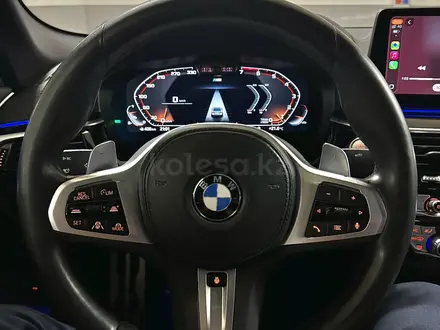 BMW 530 2022 года за 28 000 000 тг. в Алматы – фото 18