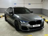 BMW 530 2022 года за 28 000 000 тг. в Алматы – фото 3