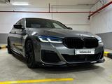 BMW 530 2022 года за 28 000 000 тг. в Алматы – фото 5