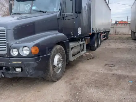 Freightliner 2000 года за 16 000 000 тг. в Актобе – фото 2