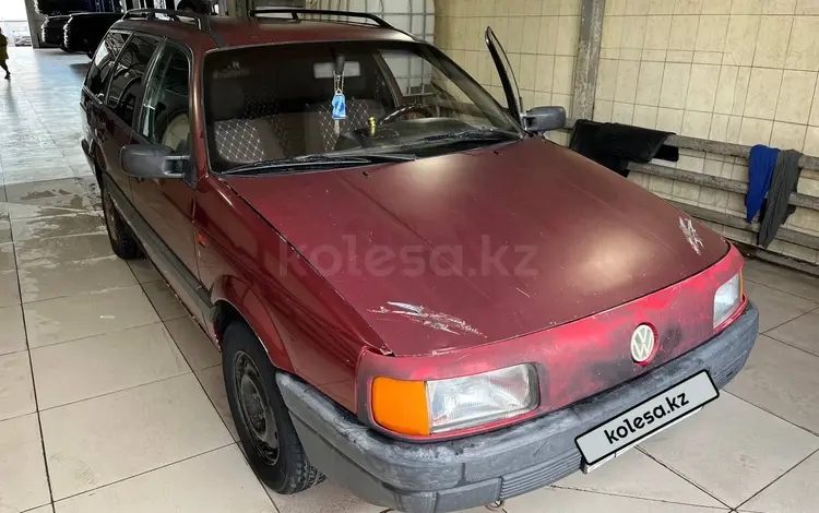 Volkswagen Passat 1993 года за 700 000 тг. в Уральск