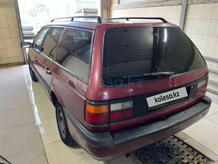 Volkswagen Passat 1993 года за 700 000 тг. в Уральск – фото 4