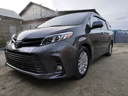 Toyota Sienna 2017 года за 11 000 000 тг. в Аральск – фото 15