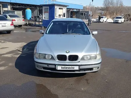 BMW 523 1995 года за 2 650 000 тг. в Алматы – фото 5