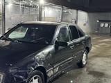 Mercedes-Benz C 180 1994 годаүшін550 000 тг. в Алматы – фото 4