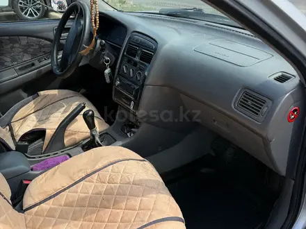 Toyota Avensis 1998 года за 1 700 000 тг. в Павлодар – фото 5