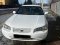 Toyota Camry 1998 годаүшін3 300 000 тг. в Алматы – фото 2