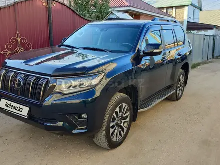 Toyota Land Cruiser Prado 2021 года за 27 900 000 тг. в Актобе – фото 6