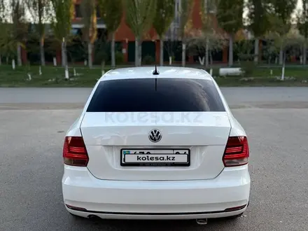 Volkswagen Polo 2018 года за 4 800 000 тг. в Актобе – фото 4