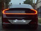 Hyundai Sonata 2021 годаүшін13 700 000 тг. в Алматы – фото 3