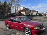 Mercedes-Benz E 220 1995 года за 2 000 000 тг. в Астана