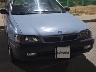 Toyota Carina E