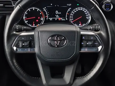 Toyota Land Cruiser Luxe 2024 года за 54 000 000 тг. в Алматы – фото 12