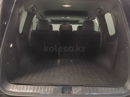 Toyota Land Cruiser Luxe 2024 года за 54 000 000 тг. в Алматы – фото 17