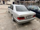 Mercedes-Benz E 230 1998 года за 3 000 000 тг. в Талдыкорган – фото 3