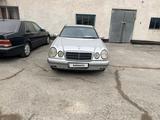Mercedes-Benz E 230 1998 года за 3 000 000 тг. в Талдыкорган – фото 4