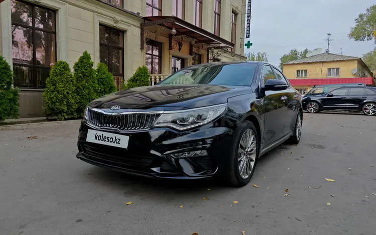 Kia K5 2018 года за 11 850 000 тг. в Алматы