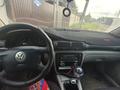 Volkswagen Passat 1997 года за 1 800 000 тг. в Уральск – фото 5