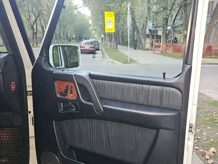 Mercedes-Benz G 55 AMG 2010 года за 22 000 000 тг. в Алматы – фото 15