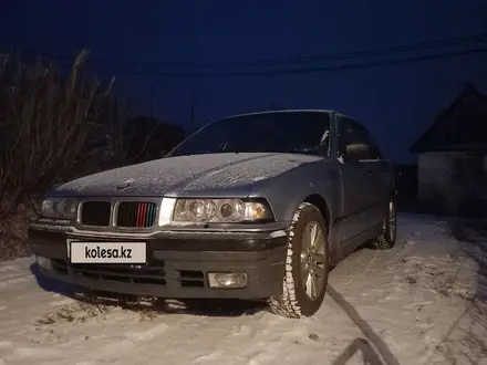 BMW 318 1994 года за 1 700 000 тг. в Алматы – фото 3