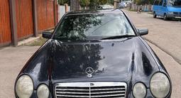 Mercedes-Benz E 200 1996 годаүшін2 600 000 тг. в Алматы – фото 2