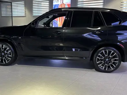 BMW X5 XDrive 40i 2025 года за 66 500 000 тг. в Костанай – фото 4