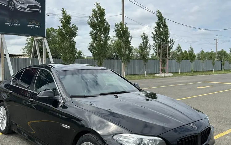 BMW 528 2015 года за 9 200 000 тг. в Алматы