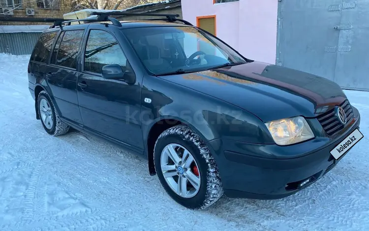 Volkswagen Golf 2002 годаfor3 870 000 тг. в Караганда