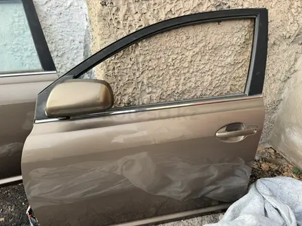 Двери Тойота Авенсис т25 за 70 000 тг. в Астана – фото 6