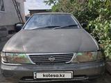 Nissan Sunny 1995 года за 450 000 тг. в Астана – фото 4